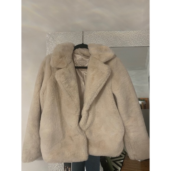 VINTAGE Jou Jou Cozy Faux White Fur Collar Jacket - Picture 6 of 10